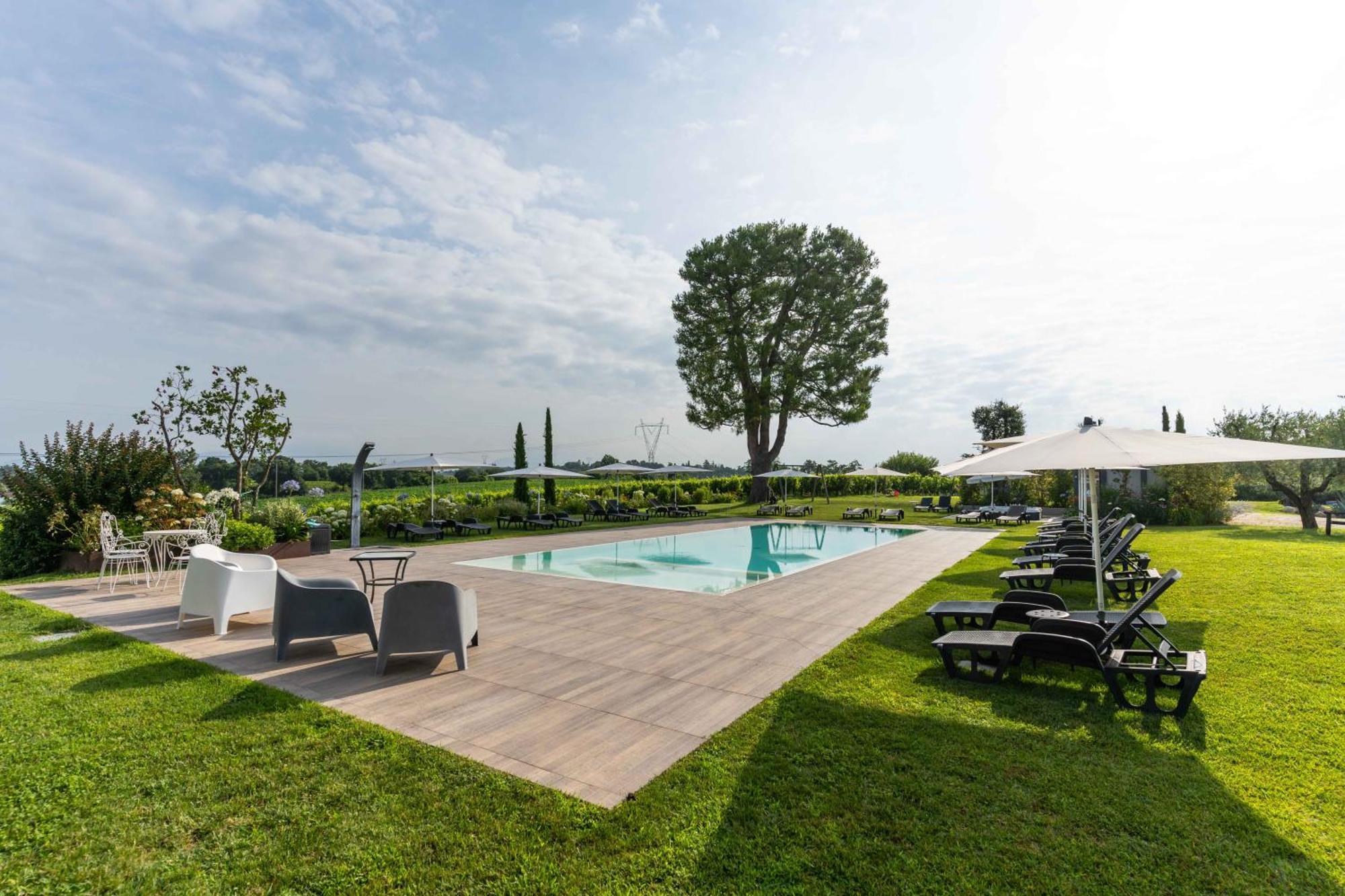 Agriturismo Colle Dei Pivi ポンティ・スル・ミンチョ エクステリア 写真