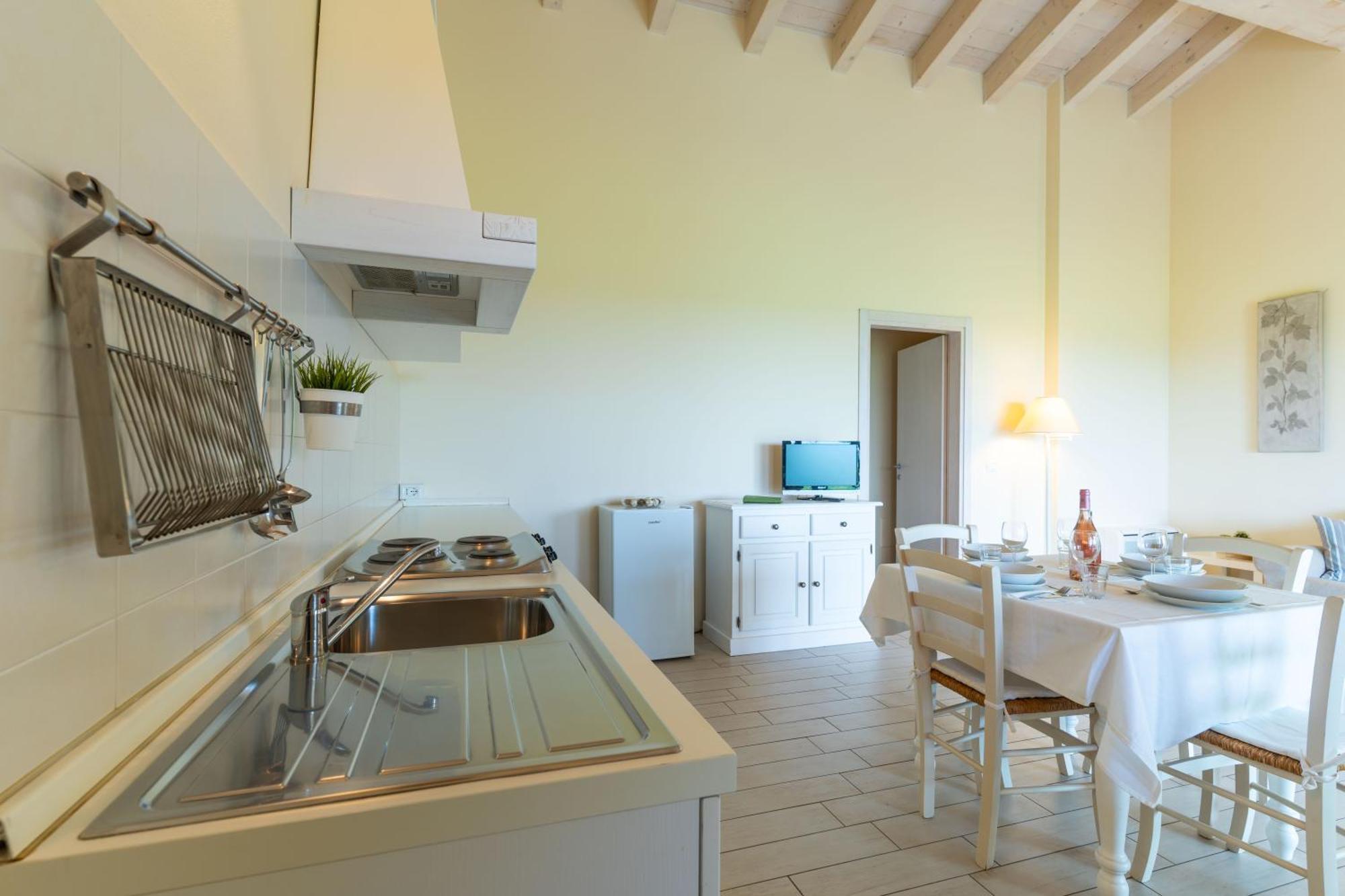 Agriturismo Colle Dei Pivi ポンティ・スル・ミンチョ エクステリア 写真
