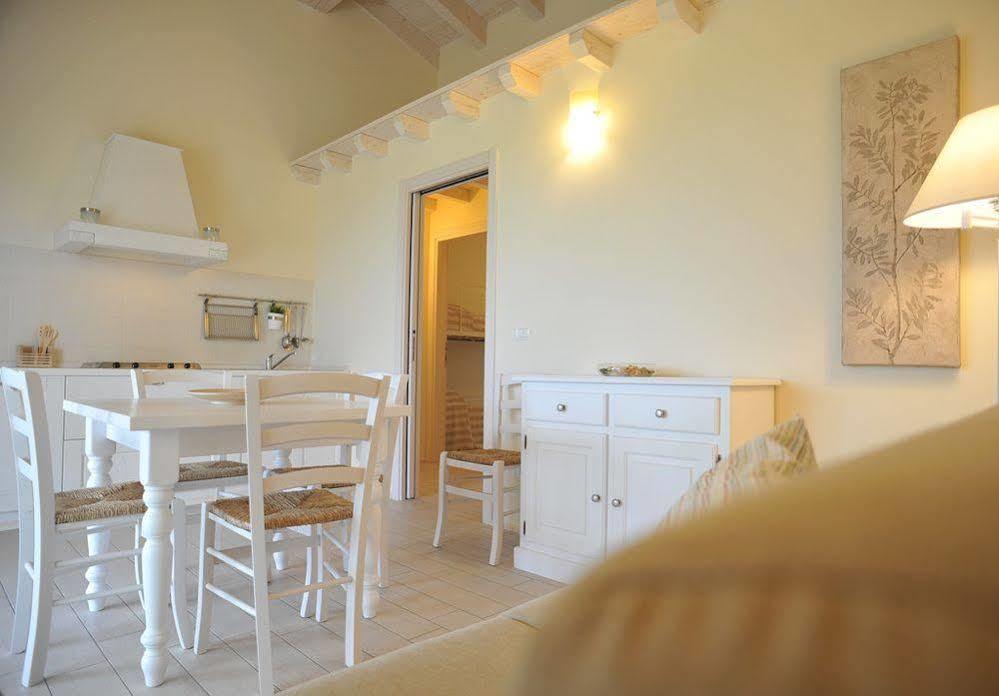 Agriturismo Colle Dei Pivi ポンティ・スル・ミンチョ エクステリア 写真